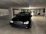Mercedes-Benz C 240 2,6l V6 - Mercedes-Benz C 240 mit Benzin-Antrieb: Automatik