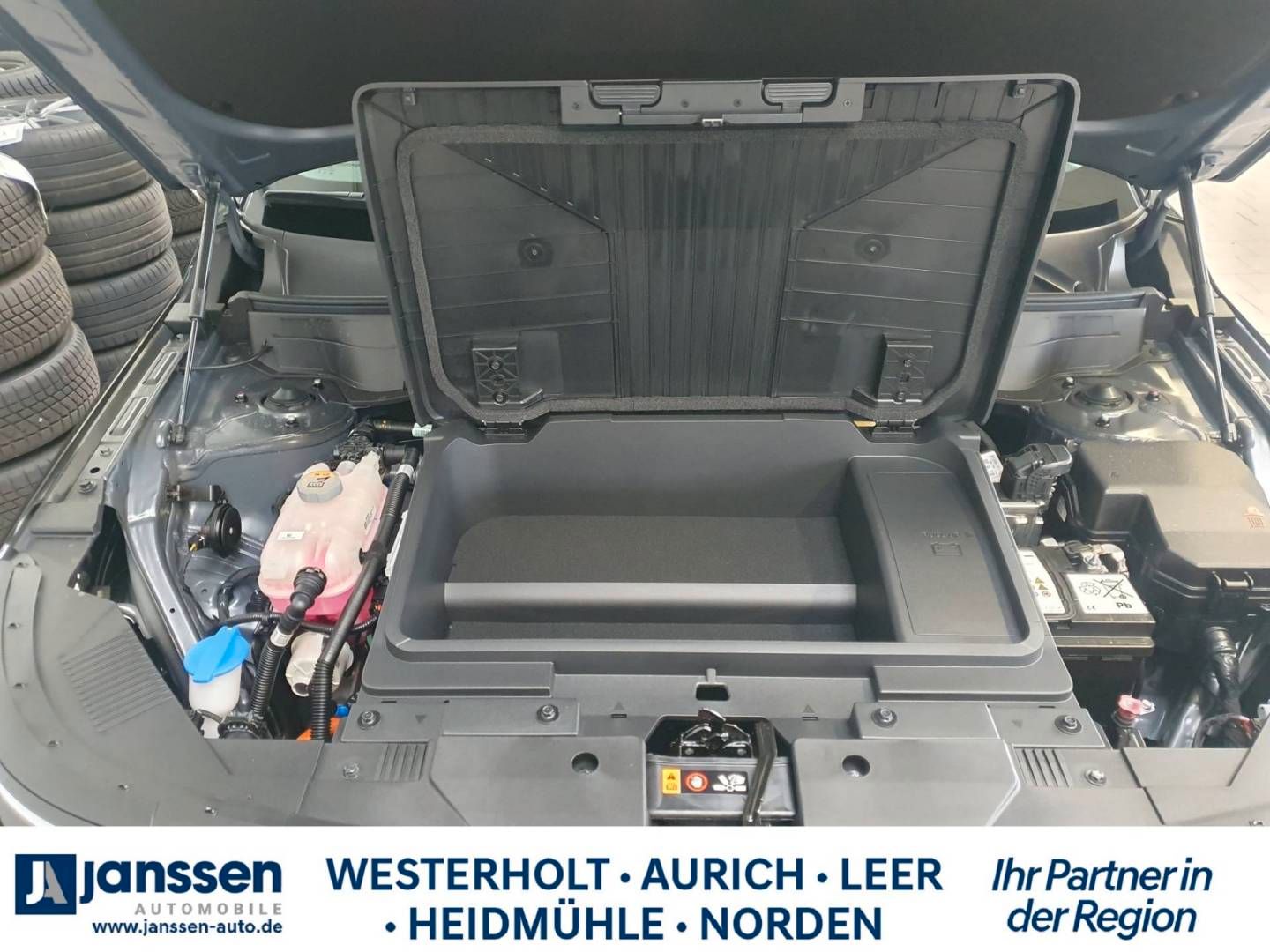 Fahrzeugabbildung Hyundai KONA Elektro 49kWh Trend/Navi/PDC/Klima/Rückfahr