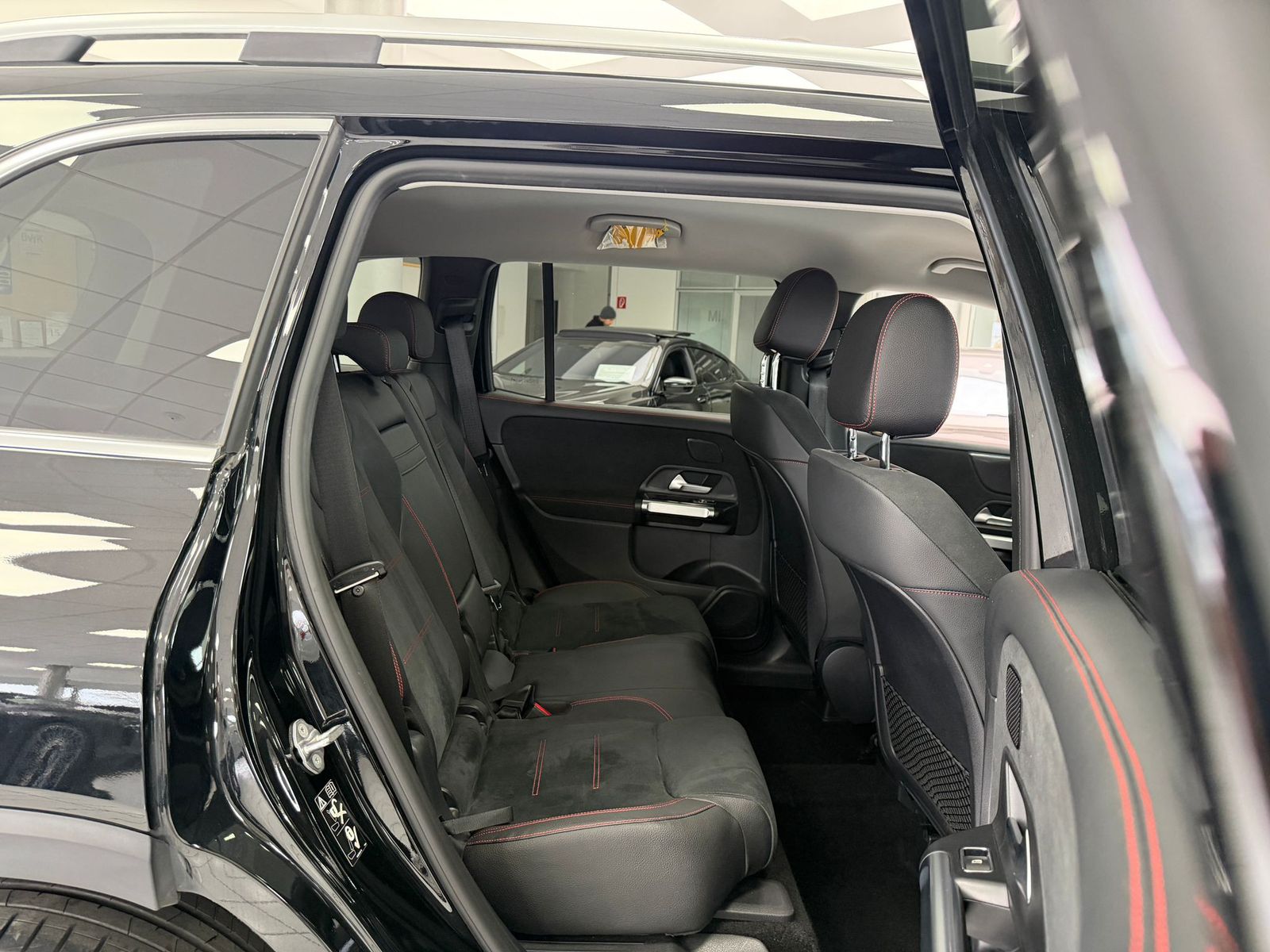 Mercedes-Benz GLB 220 d AMG*LED*MBUX*Kamera* foto 18