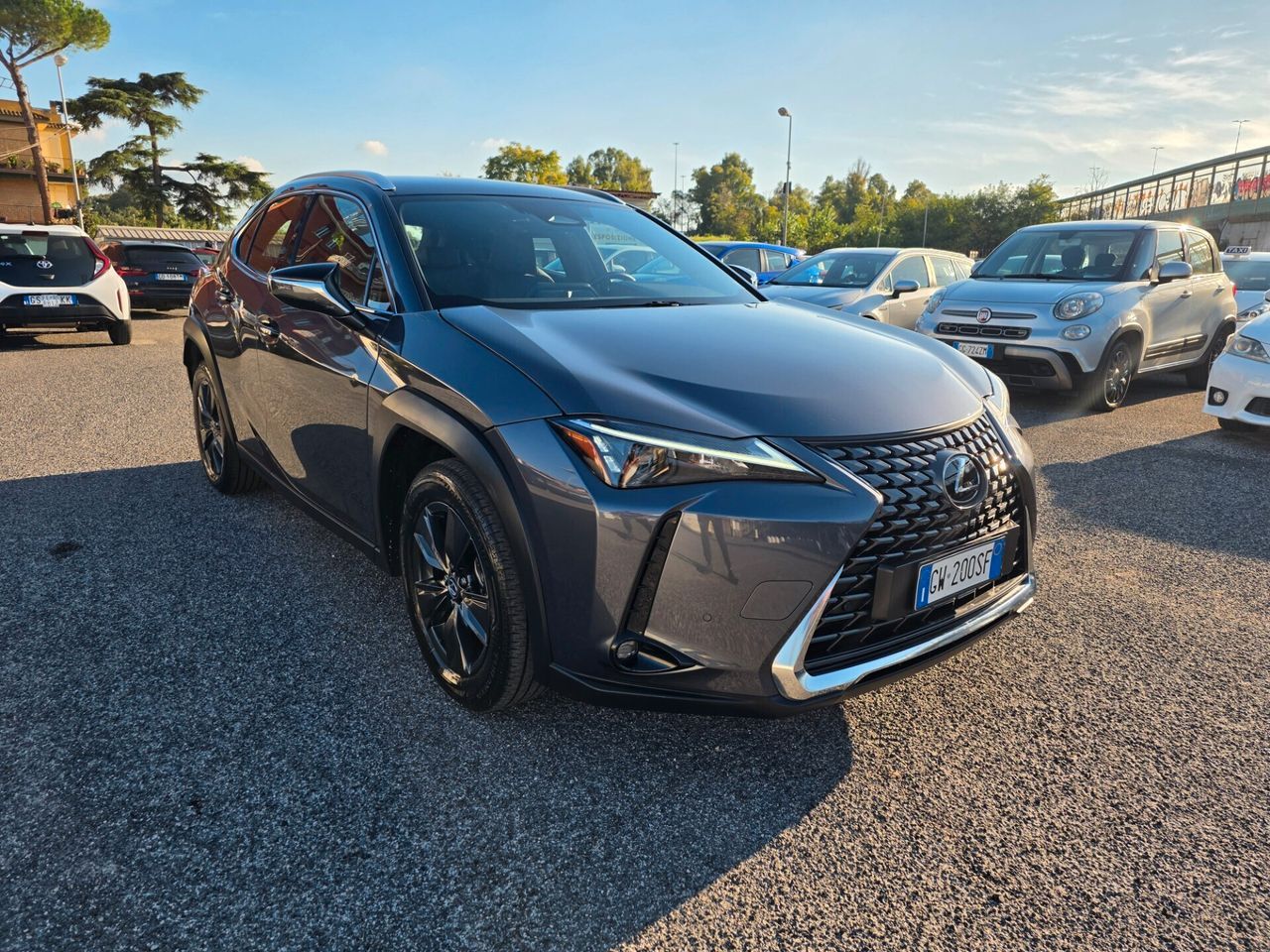 Lexus UX 300h Hybrid my 23 SOLO 24 MILA KM ! imagem 2