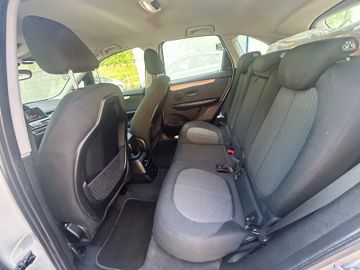 BMW 218 - 12