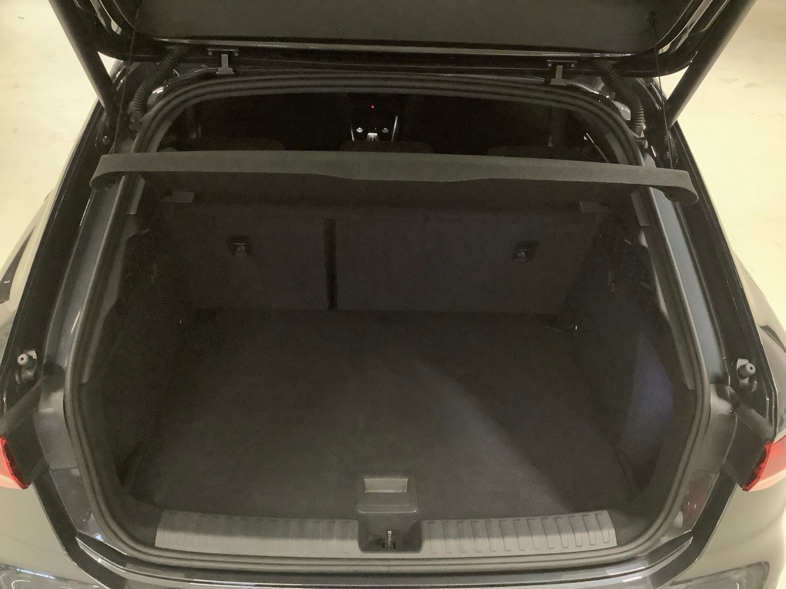 A3 Sportback Advanced 35 TFSI S tronic 360°Kamer