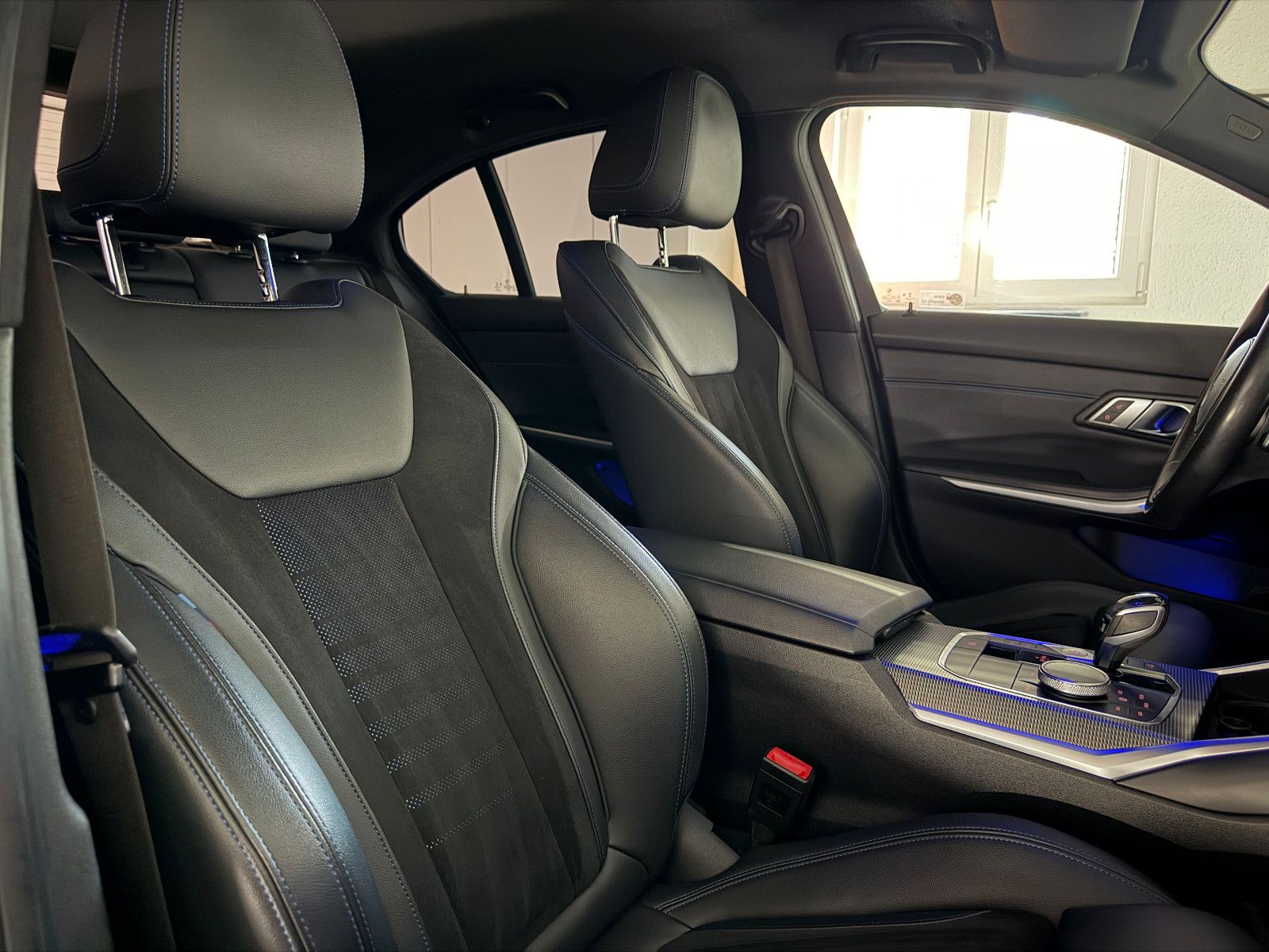 Fahrzeugabbildung BMW 330 i Lim. M SPORT/LED/VRTL COCKPIT/AMBIENTE