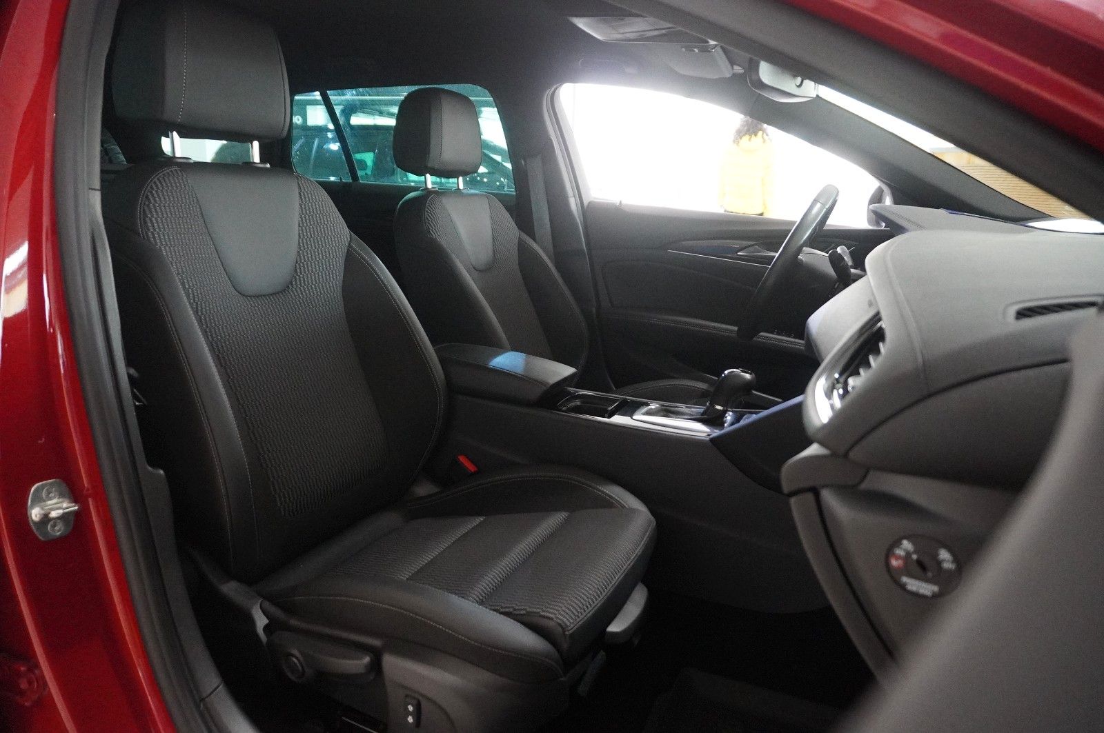 Fahrzeugabbildung Opel Insignia B ST 2.0D BUSINESS NAVI/LED/KAMERA/AHK