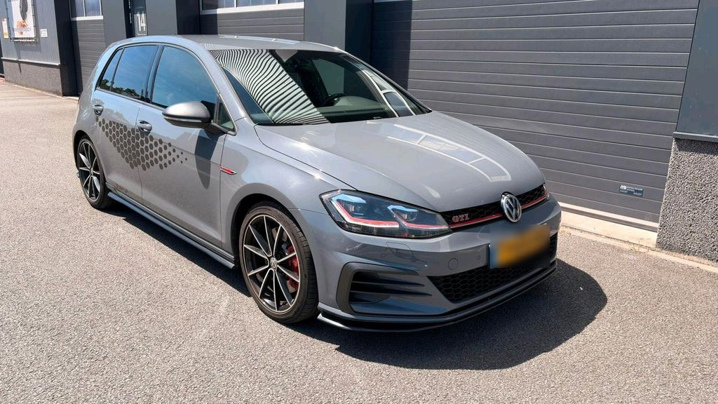 Image of Volkswagen Golf