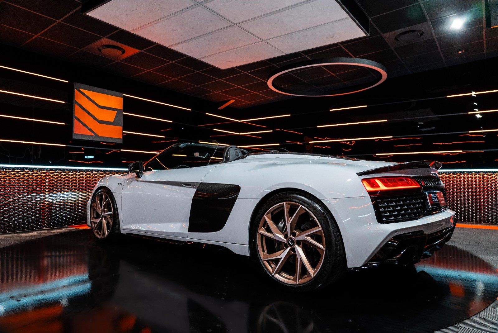 Audi R8 Spyder Quattro Performance*Carbon*B&O imagem 3