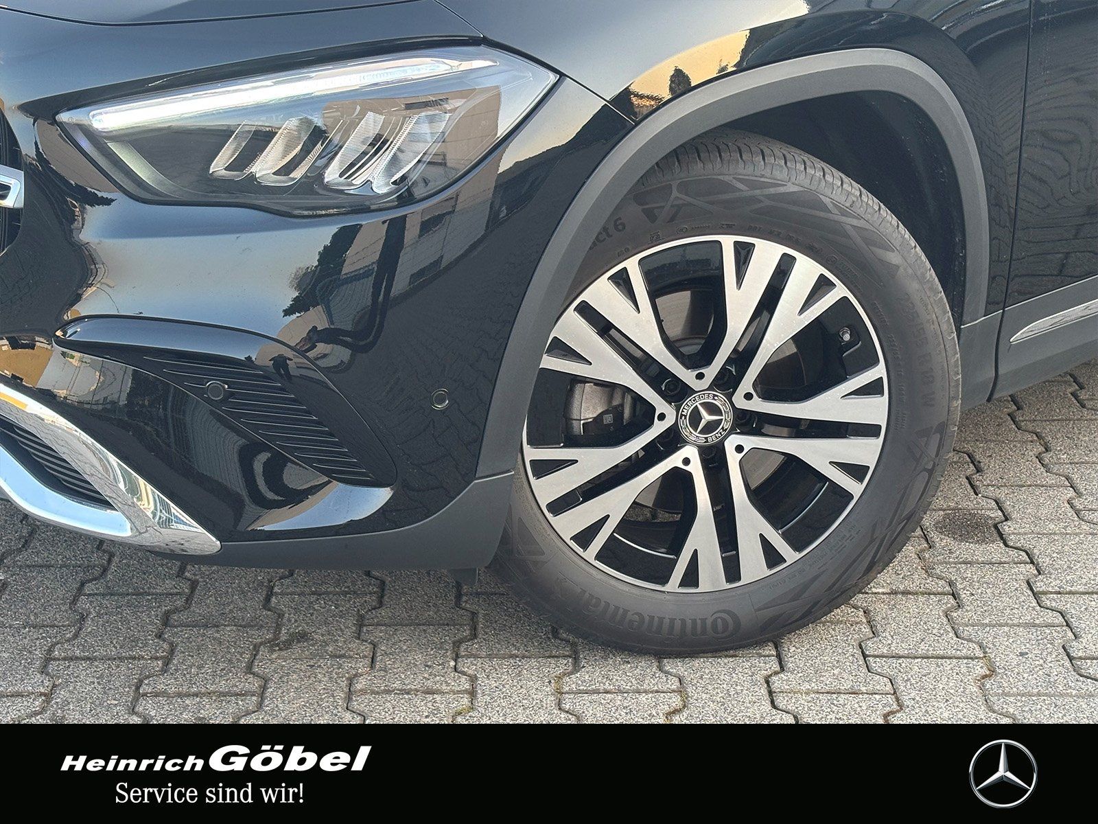 Fahrzeugabbildung Mercedes-Benz GLA 180 PROGRESSIVE*KAMERA*APPLE-CARPLAY*LED