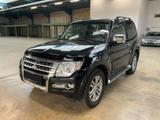 Mitsubishi Pajero 3.2 DI-D Top *Leder| Navi| Xenon| Klima* - gebrauchte Mitsubishi Pajero aus dem Jahr 2015