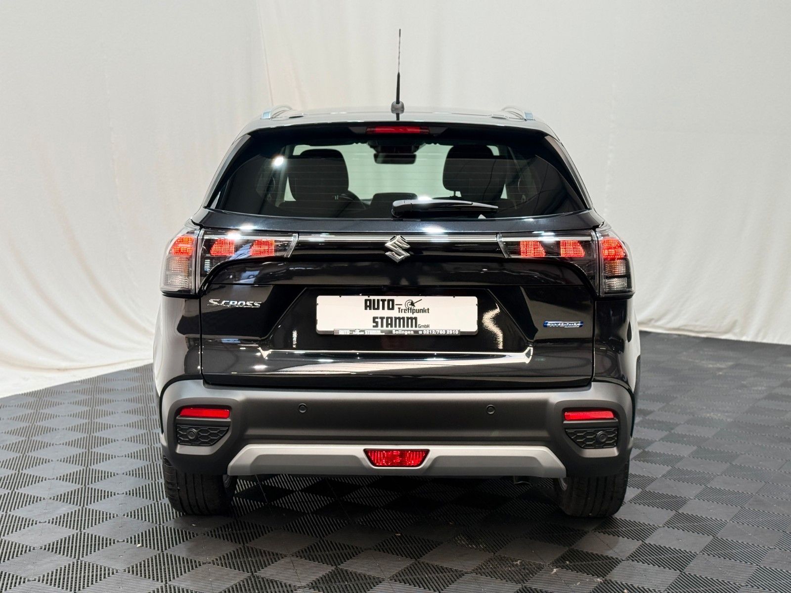 Fahrzeugabbildung Suzuki (SX4) S-Cross 1.4 BOOSTERJET Hybrid Comfort