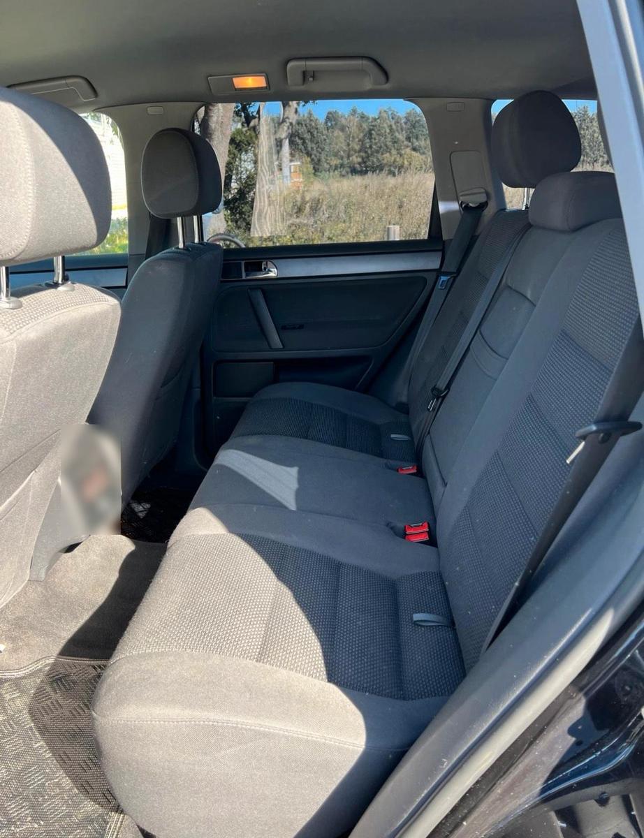 Volkswagen Touareg 2008 — photo 8