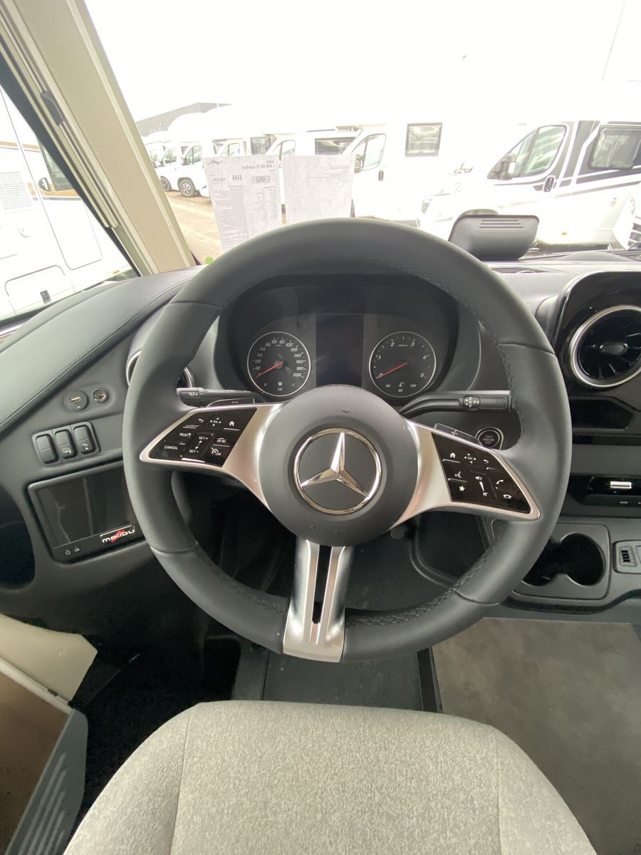 Fahrzeugabbildung Malibu I 490 RB LE comfort Mercedes,LED,Autom,Distronic