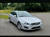 Volvo V60 Kinetic - Volvo XC60 mit Diesel-Antrieb: Kombi