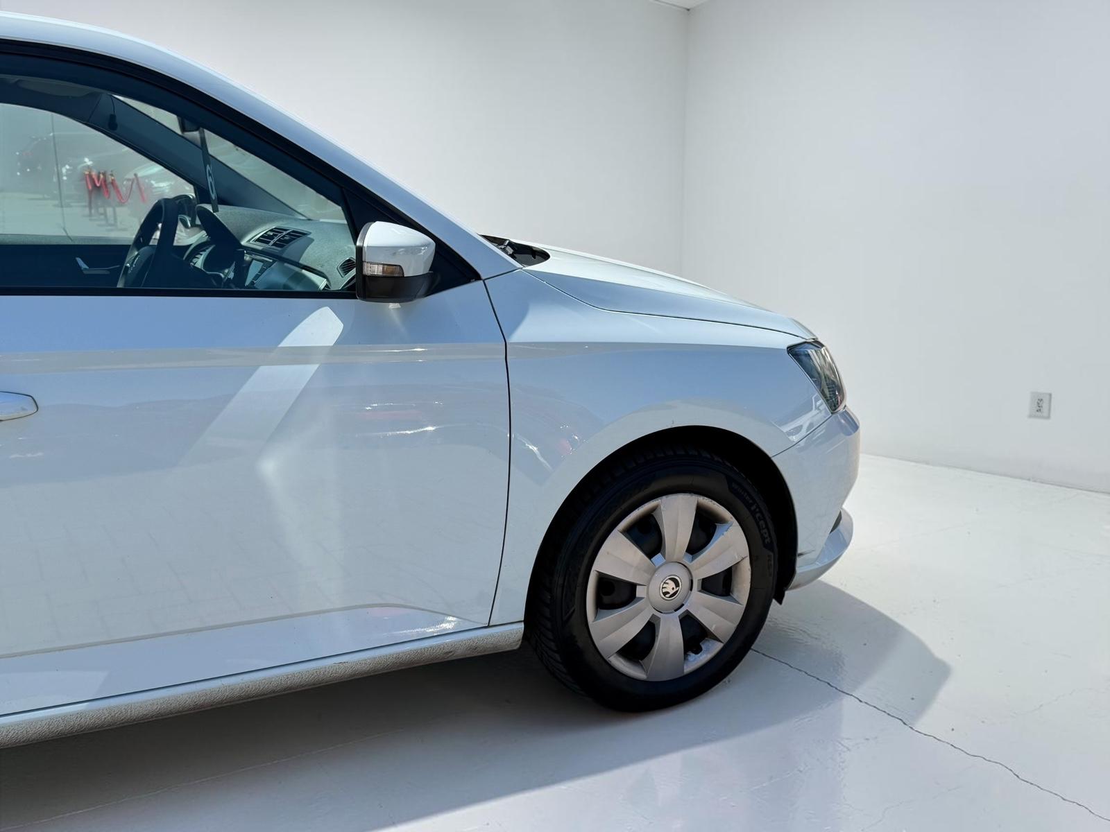 Skoda Fabia 2015 — photo 6