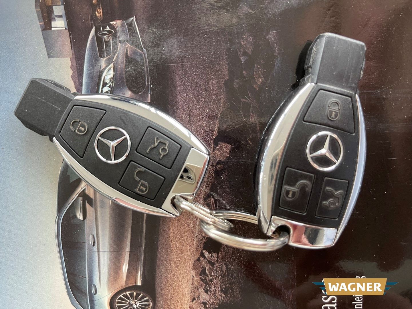 Fahrzeugabbildung Mercedes-Benz C 180 T CGI AVANTGARDE Lagerschaden