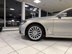 BMW 750 xDrive Laser ACC 360 MASSAGE HARMAN HUD