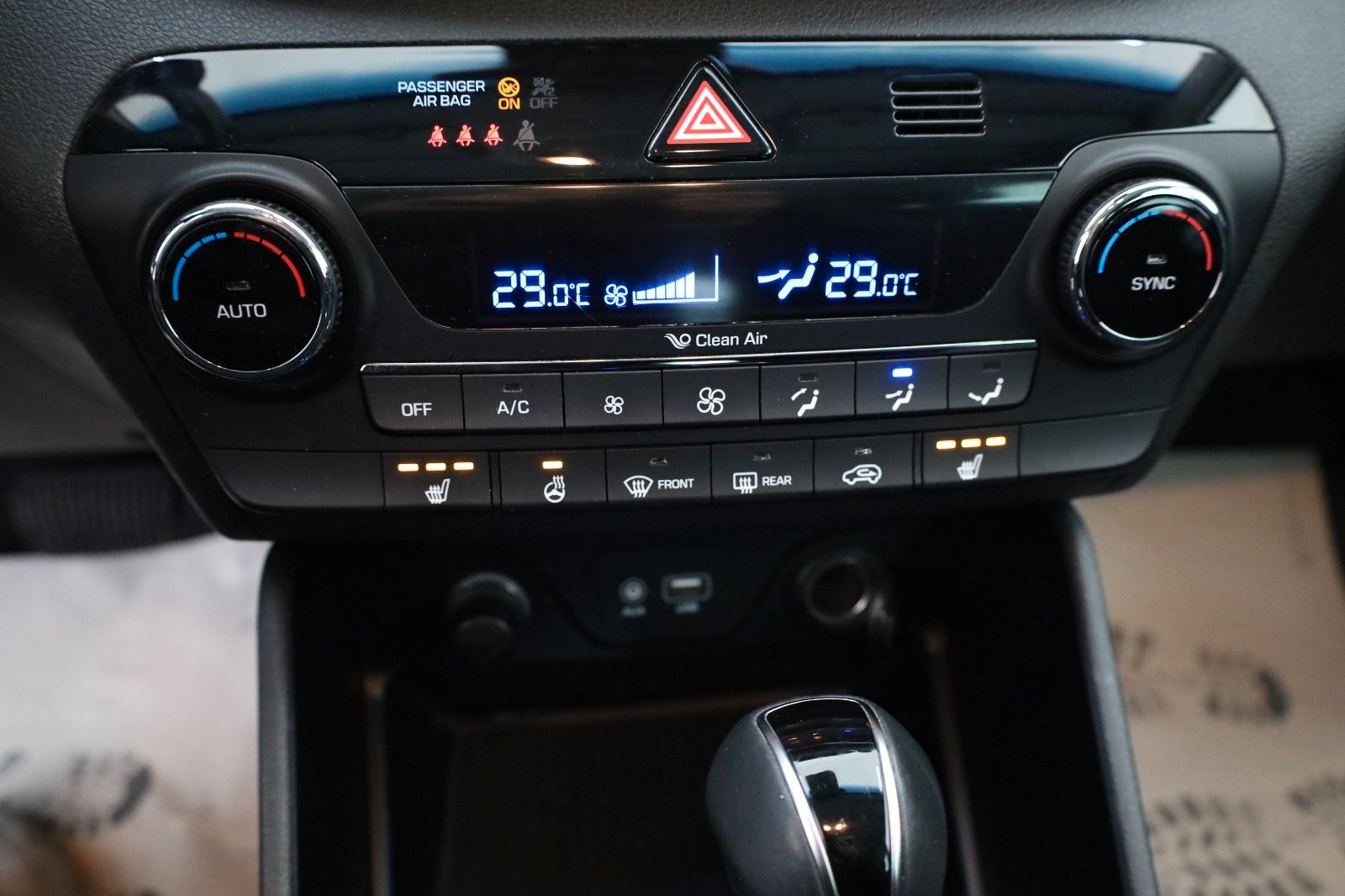 Fahrzeugabbildung Hyundai Tucson Advantage 4WD Navi,Kamera,SH,PDC