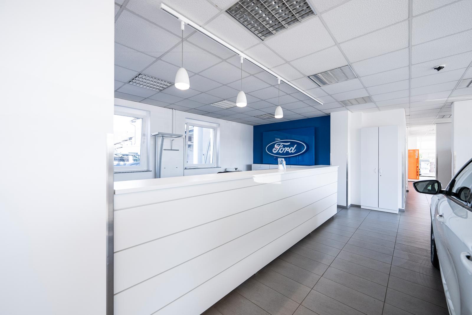 showroom-image-main
