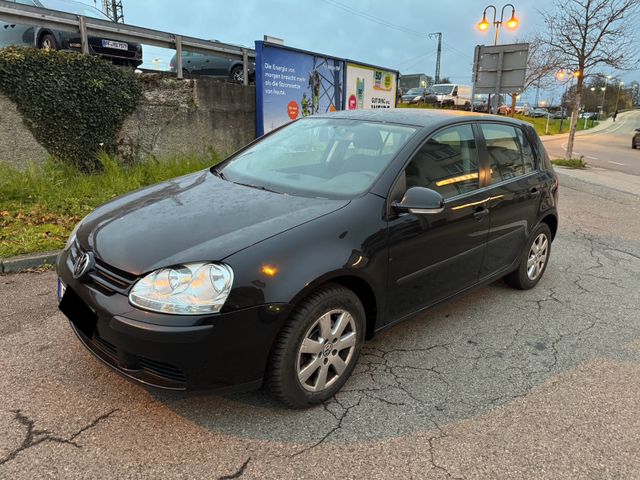 Volkswagen Golf V Lim. Trendline / Gepflegt  Neue tüv