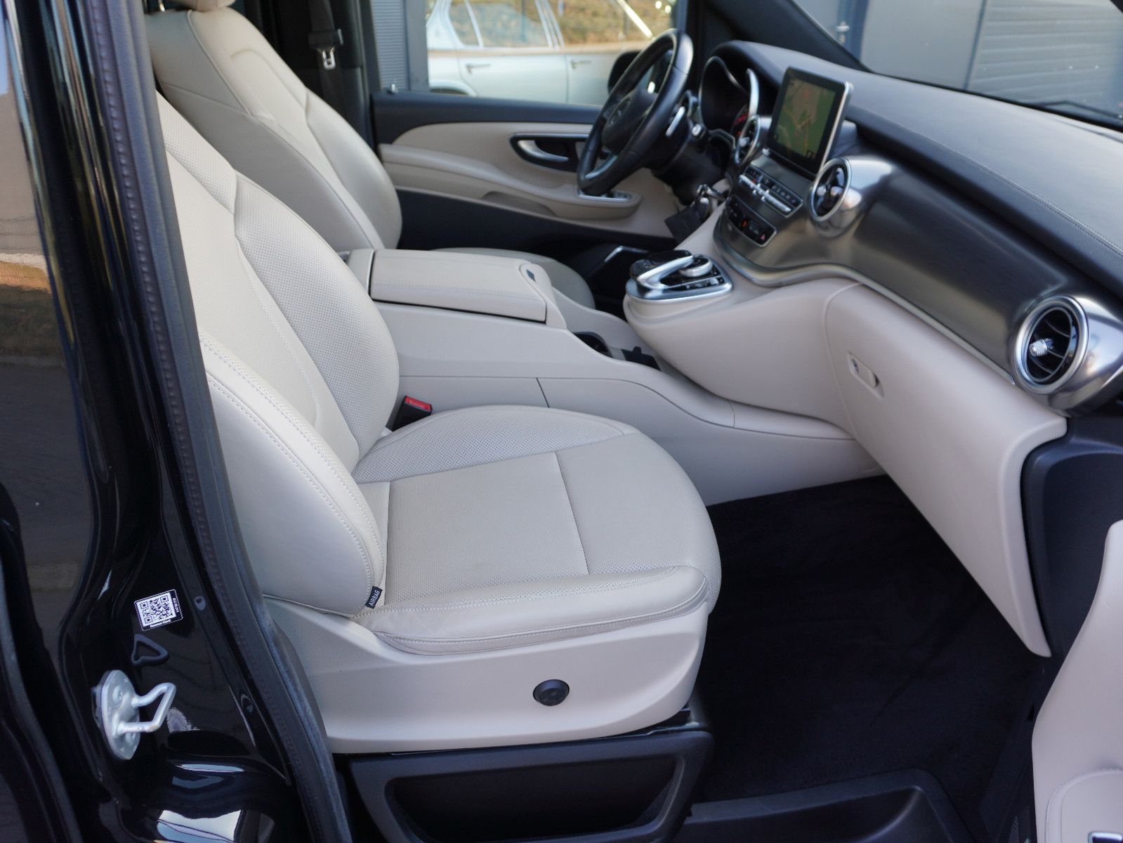 Fahrzeugabbildung Mercedes-Benz V 250 d EXCLUSIVE EDITION