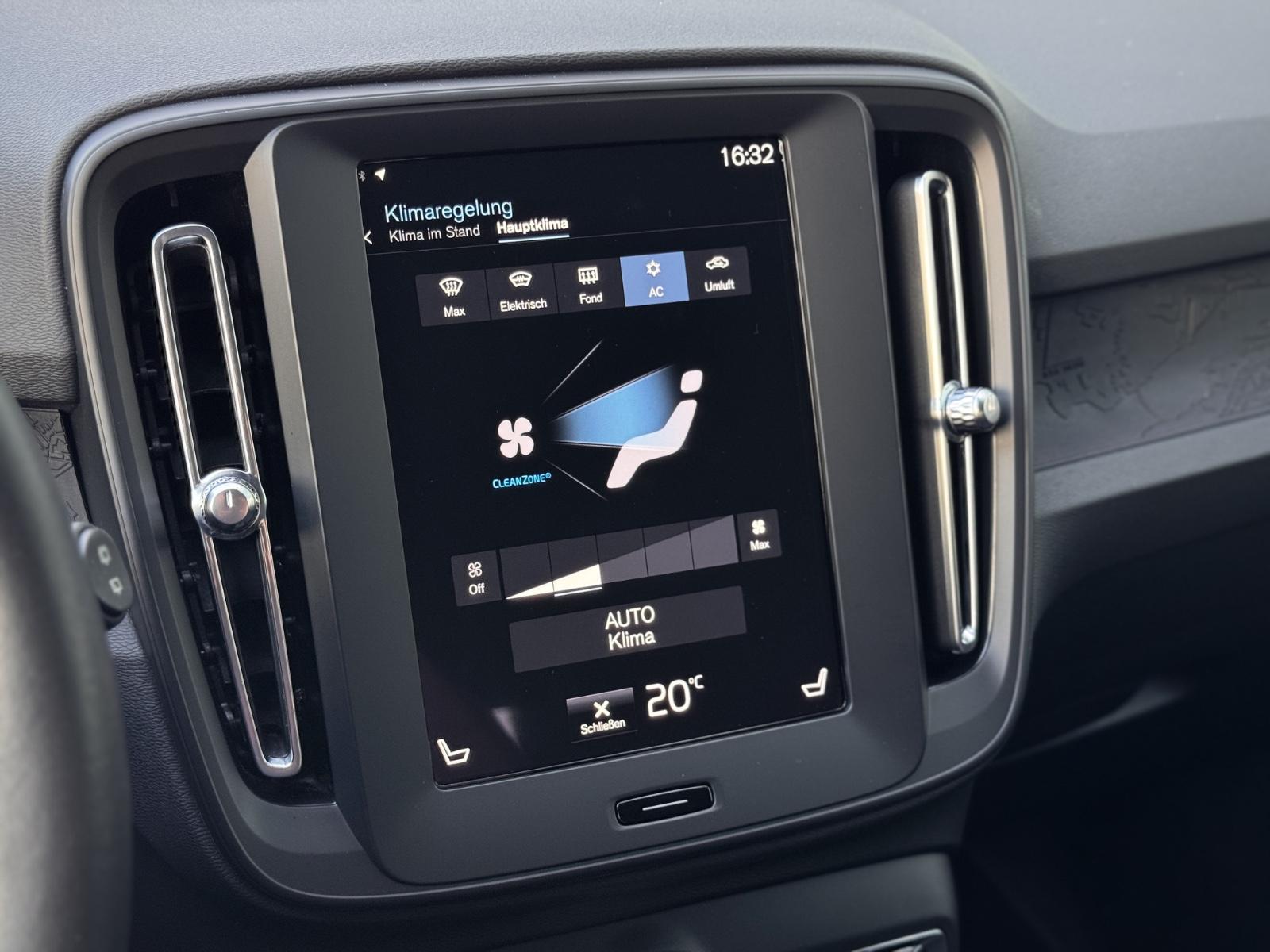 Volvo XC40 1.5 T2 Momentum Core*NAVI|LED|CAM|SHZ|1.HD*