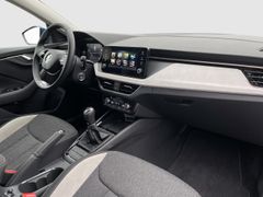 SKODA Scala Selection ALU LED SHZ VC PDC 5J Garantie