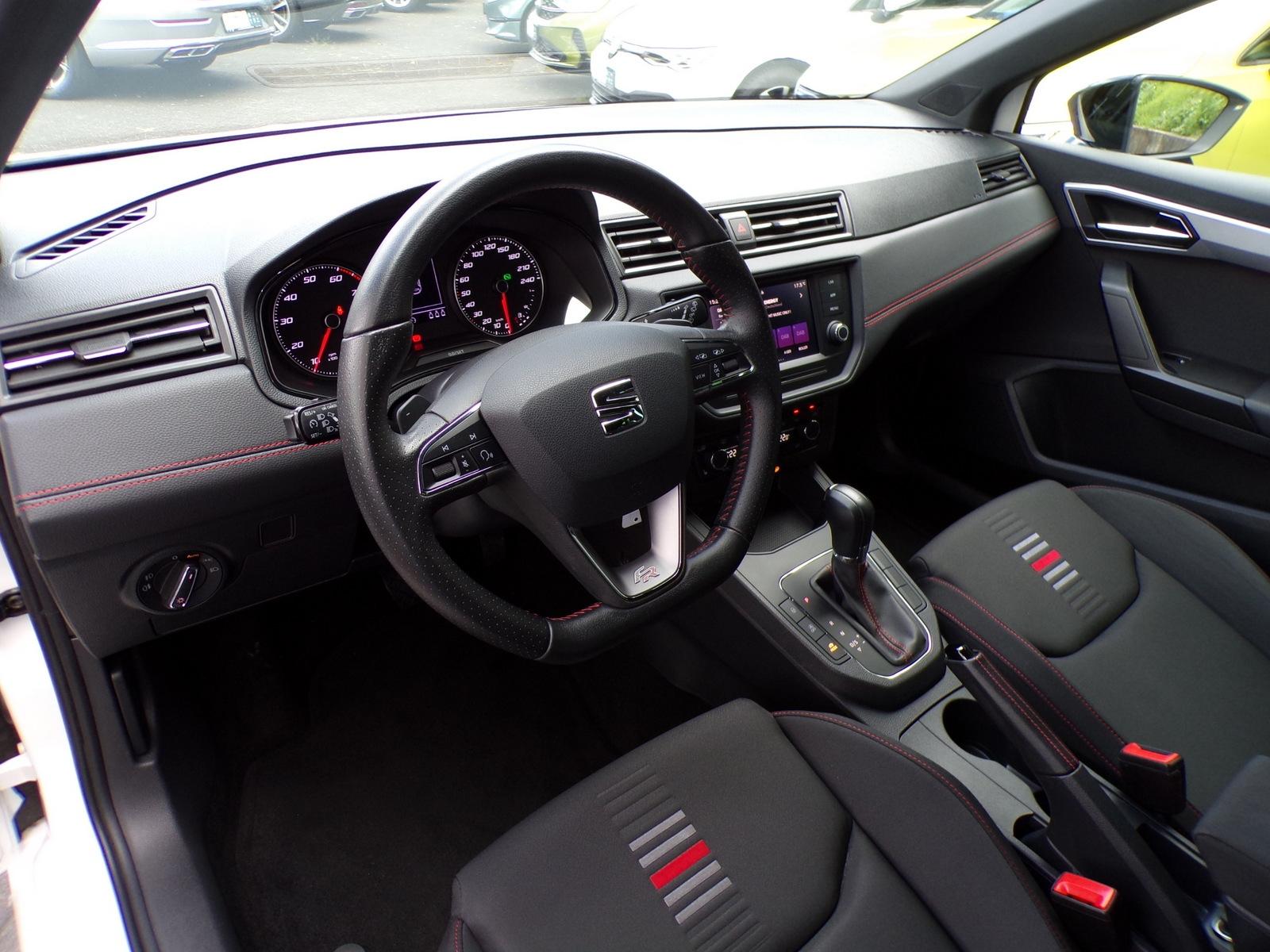 Seat IBIZA 1.0 TSI DSG FR / LED'S+17'+SITZHZG