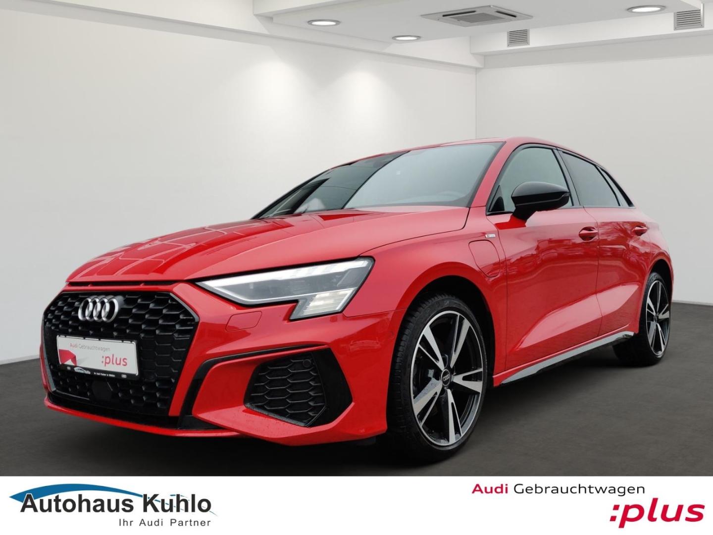 Audi A3 Sportback S-line 40 TFSIe S-tronic, Matrix, M