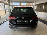 Volkswagen Tiguan Highline 4Motion DSG*ACC*AHK*LED*NAVI* - Volkswagen Tiguan mit Diesel-Antrieb: Allradantrieb, Geländewagen