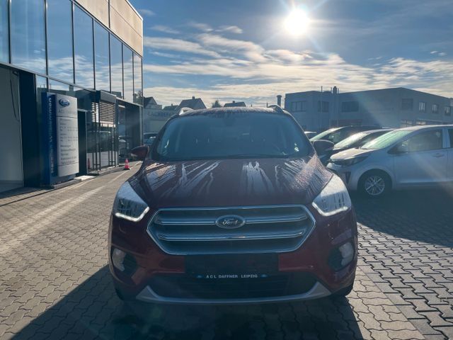 Fahrzeugabbildung Ford Kuga C&C Navi, SHZ, Kamera, Tempomat