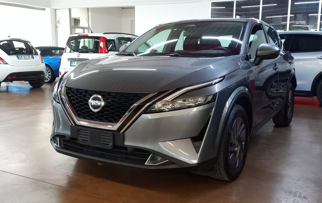 Nissan Qashqai - 1