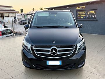 Mercedes V 250 - 6