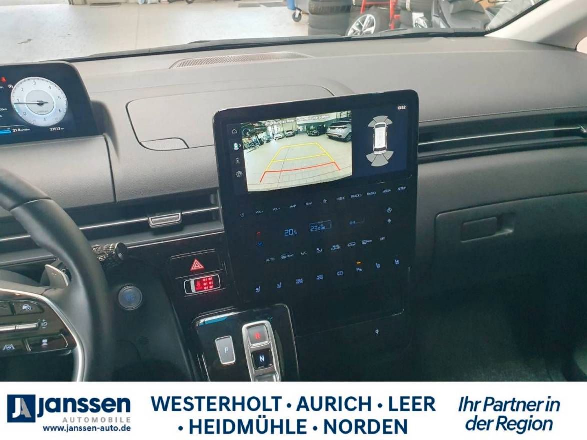 Fahrzeugabbildung Hyundai STARIA 9-Sitzer  PRIME/Automatik/PDC/Navi/Rückfa