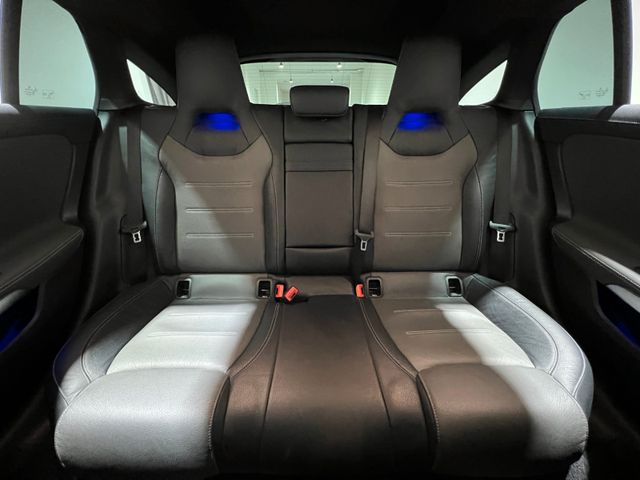 Mercedes-Benz CLA 180d Shooting Brake AMG-Line,Night,Pano,LED