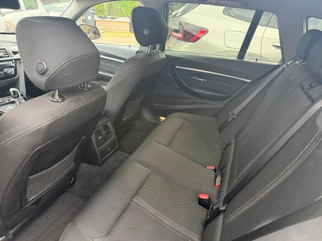 Fahrzeugabbildung BMW 318 D Touring Sport Line