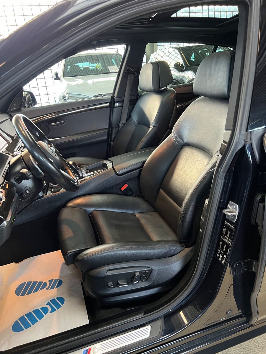 Fahrzeugabbildung BMW Gran Turismo 530 d xDrive M Sport