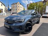 Volvo EX40 RWD Ultra Black Edition LR AlcanPano360°AHK - Volvo EX40 mit Schiebedach