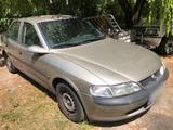 Opel Vectra B  1,6  Md.00 Klima , ZV , el.Fh. - Opel Vectra aus 1999: B