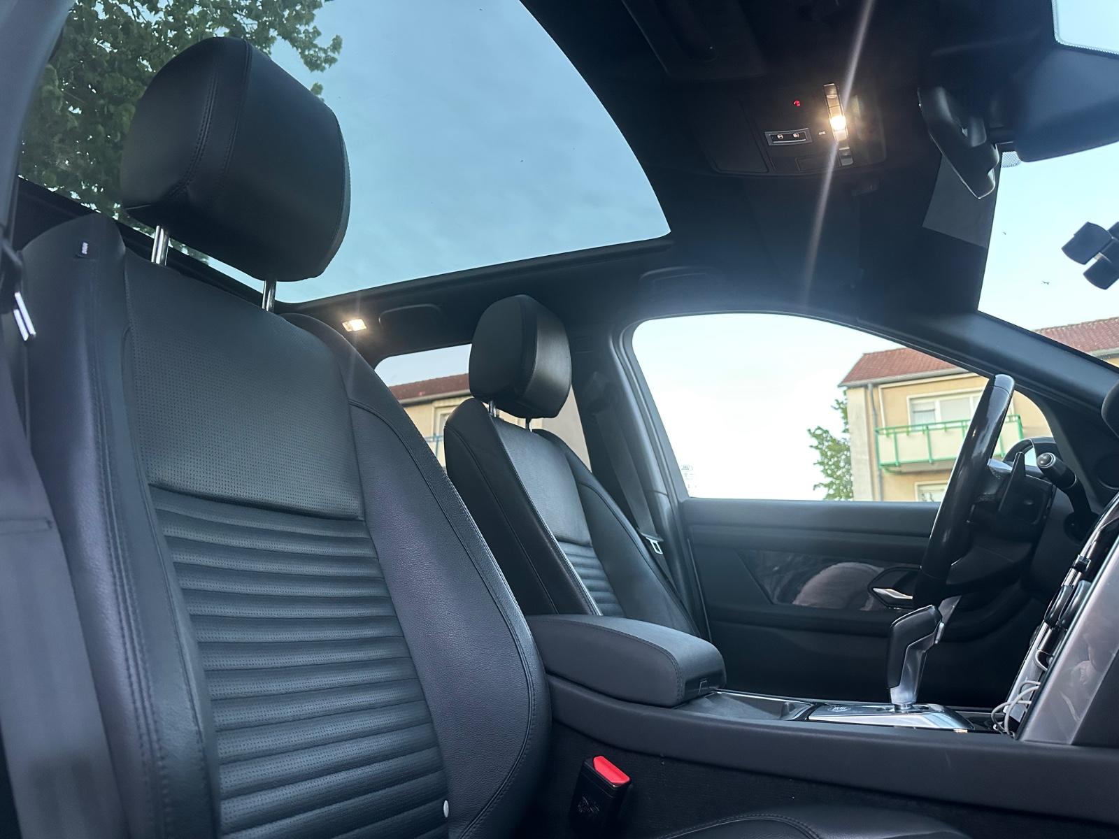 Land Rover Discovery Sport S AWD Panorama Leder Xenon Voll