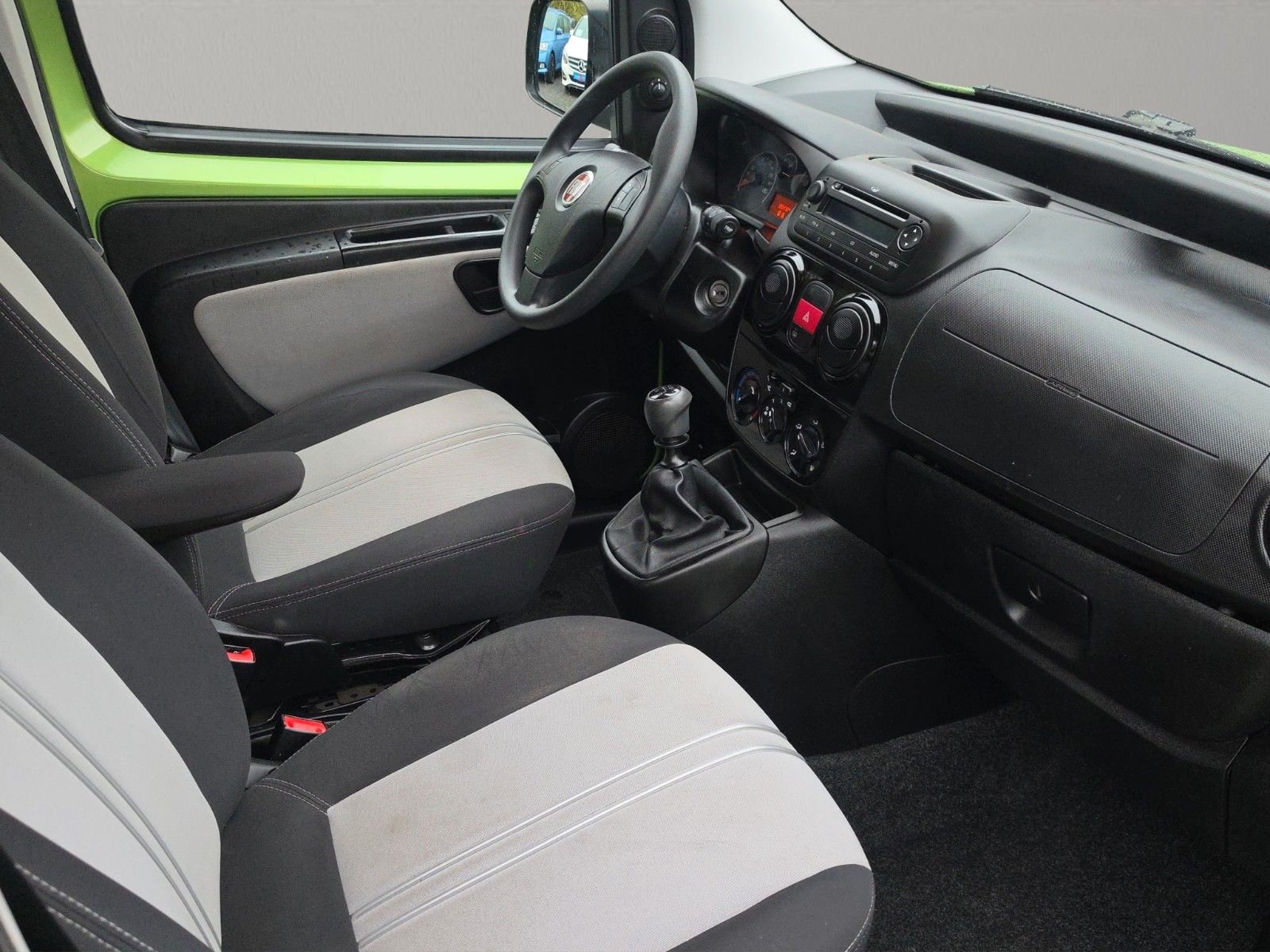 Fahrzeugabbildung Fiat Qubo 1.4 8V MY QUBO AUS 1.HAND