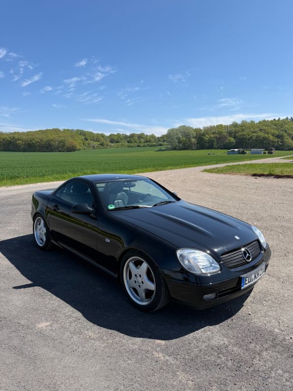 Mercedes-Benz SLK 230
