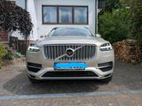 Volvo XC90 T8 Inscription Hybrid Top Ausst... - Volvo Gebrauchtwagen in Siegen