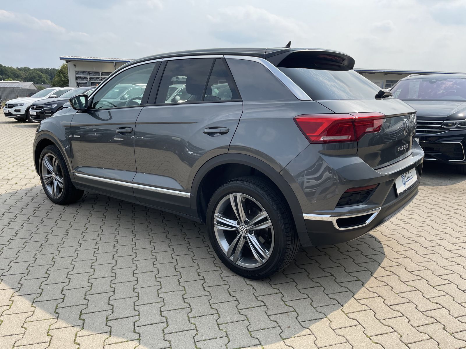 Fahrzeugabbildung Volkswagen T-Roc 2.0 TDI*Style*LED*Navi*ACC*SHZ*Cam*