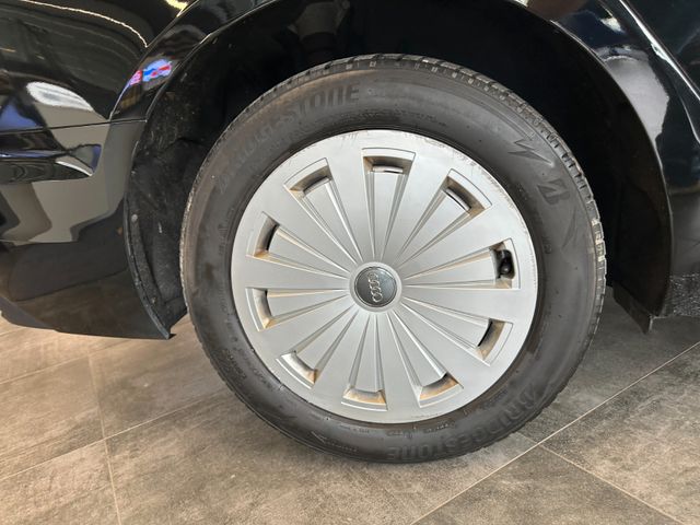 Audi A4 Avant 30 TDI advanced *LED*Navi*