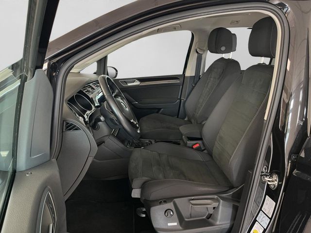 Touran 2.0 TDI DSG Highline Bluetooth Navi LED