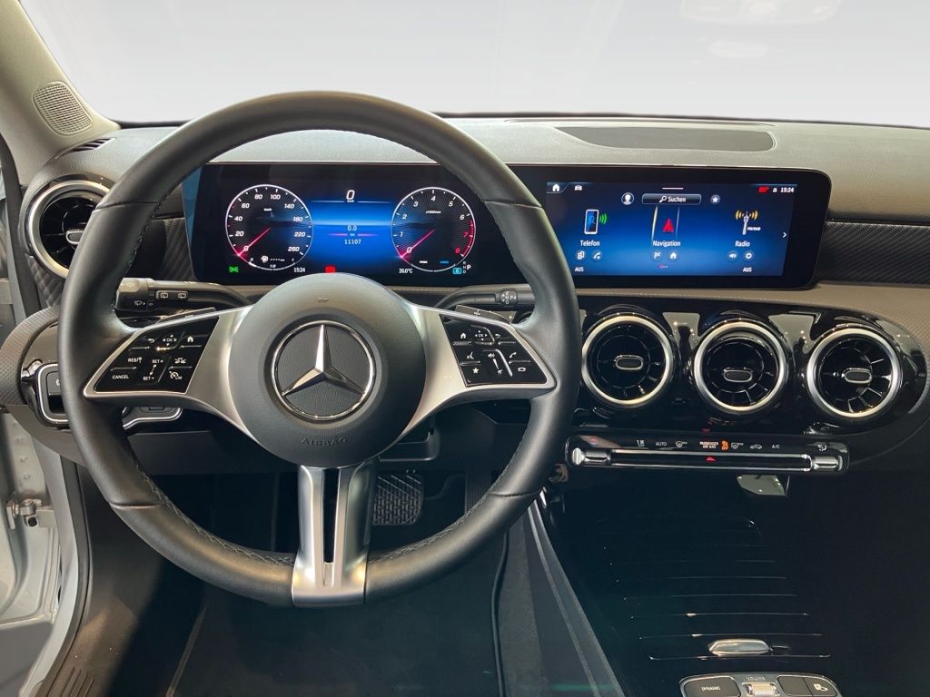 Mercedes-Benz A 180 Progressive Line Advanced MBUX Navi-Pr Kam foto 12