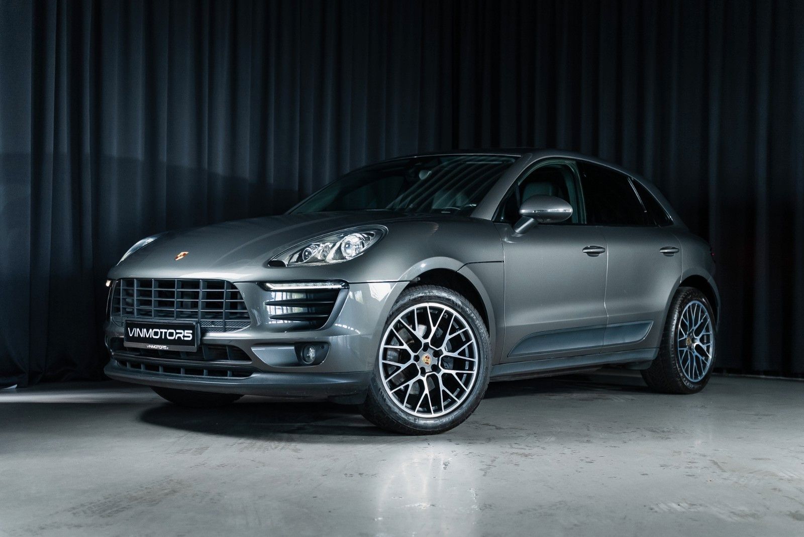 PORSCHE Macan/Bose/Pneumo/Pano/Camera