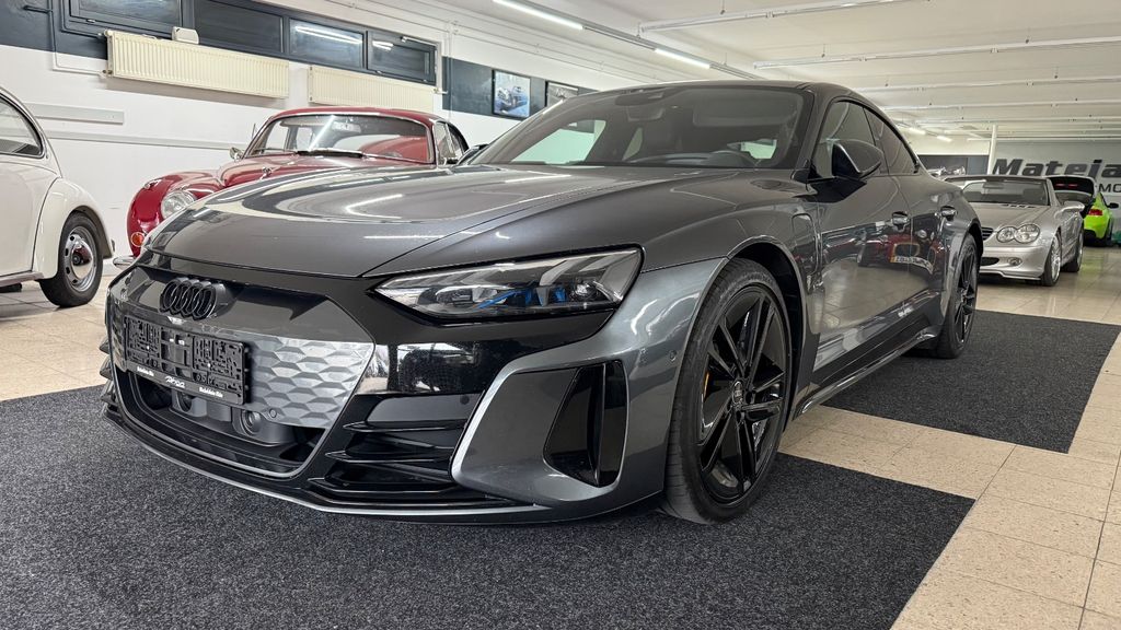 Image of Audi e-tron GT