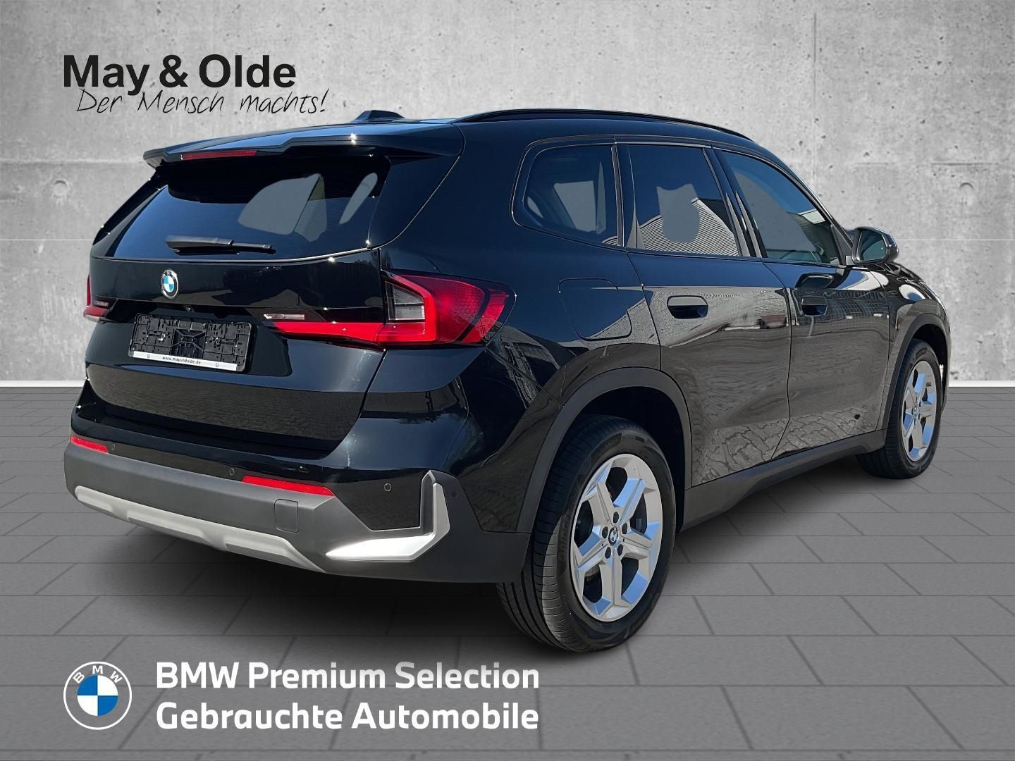 BMW X1 sDrive18d HUD AHK adapt-LED ACC SHZ Pano Navi foto 3