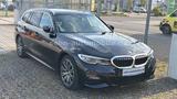 BMW 320i Touring M-Sport Panorama/Laser/HUD/AHK/RFK - BMW 320: 320i Sport