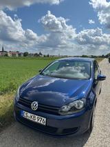 Volkswagen Golf 1.2 TSI 63 kW Trendline 1. Hand Service neu
